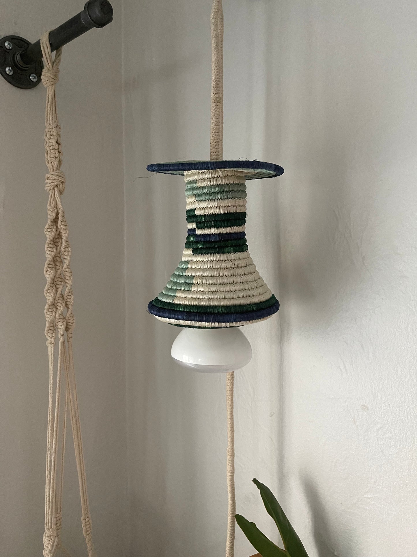 Blues Totemic Lamp Pendant